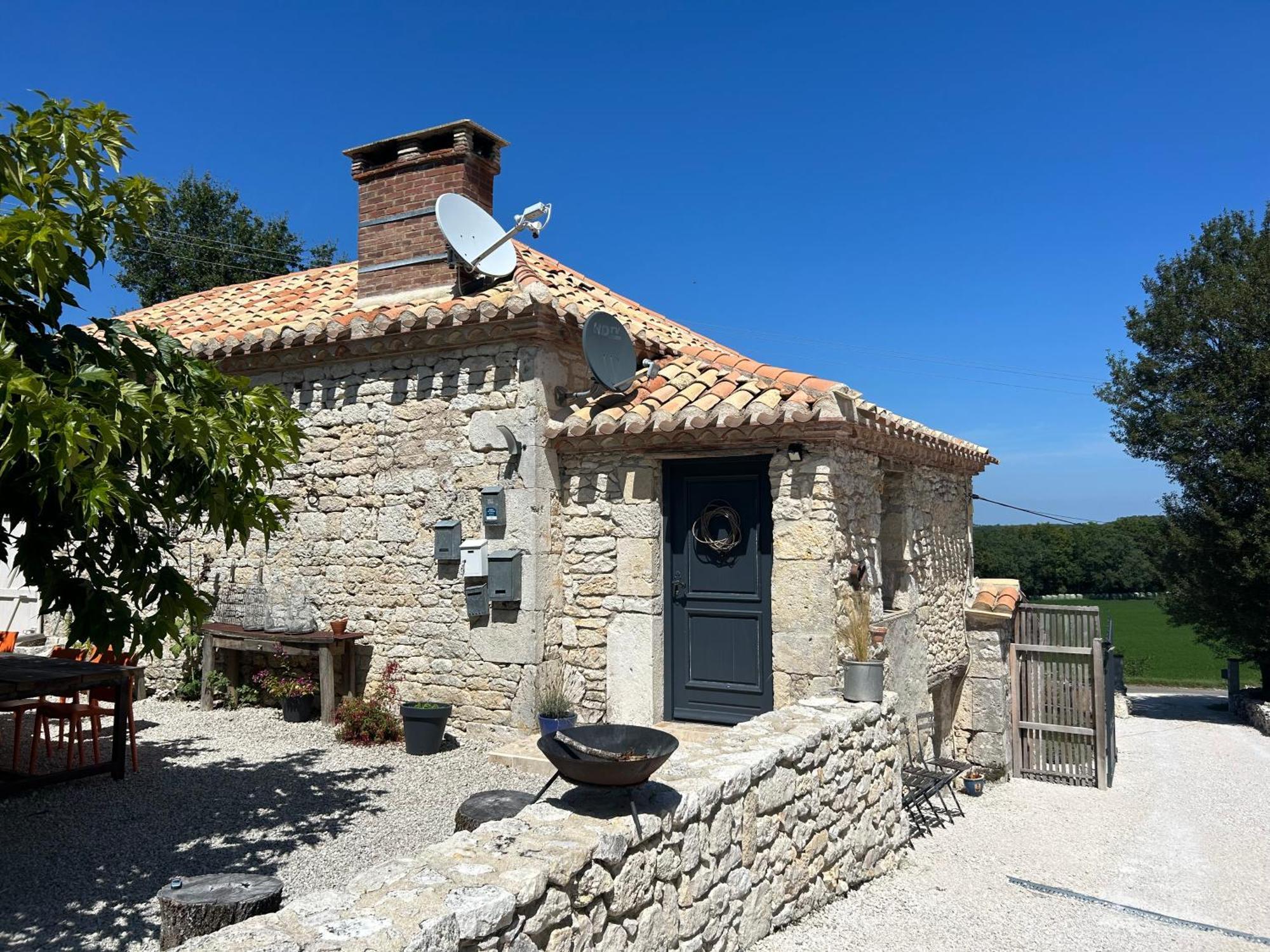Montcuq Les Fontanelles Du Quercy Blancヴィラ エクステリア 写真